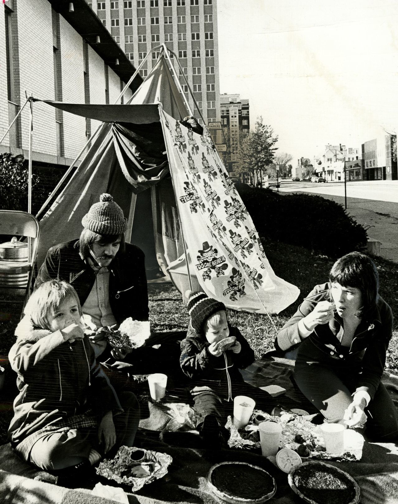 1973